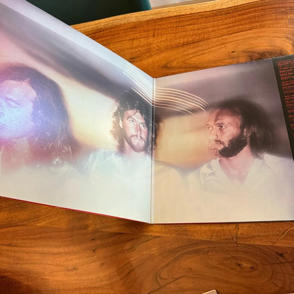 Bee Gees 1979 “Spirits Having Flown” Vinyl Record Polygram - Picture 4 of 17